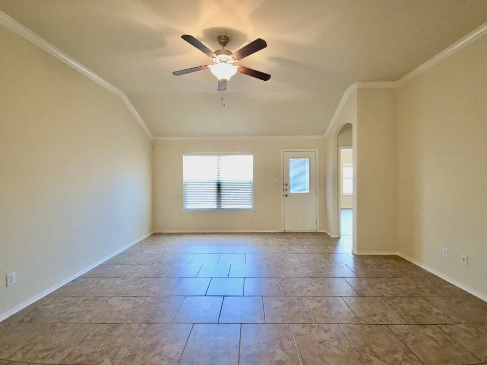 124 Jasper Trail Buda, TX 78610