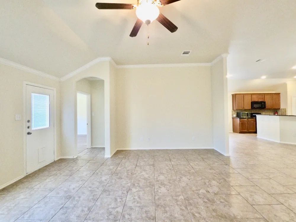 124 Jasper Trail Buda, TX 78610