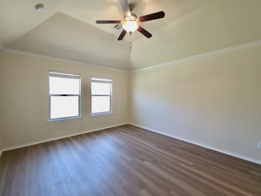 124 Jasper Trail Buda, TX 78610