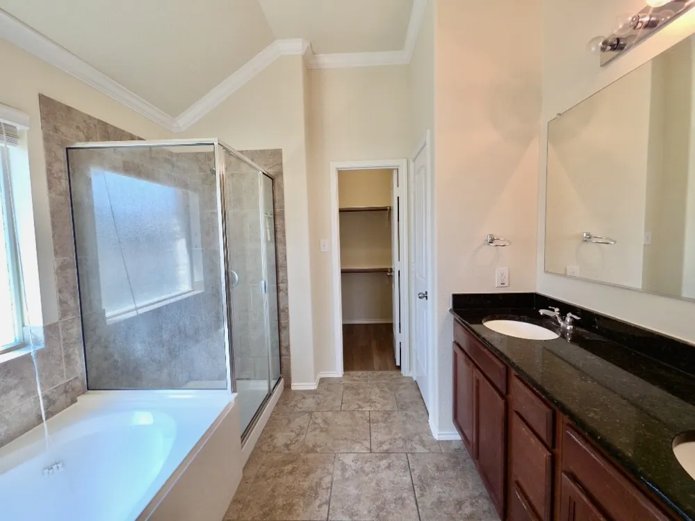 124 Jasper Trail Buda, TX 78610