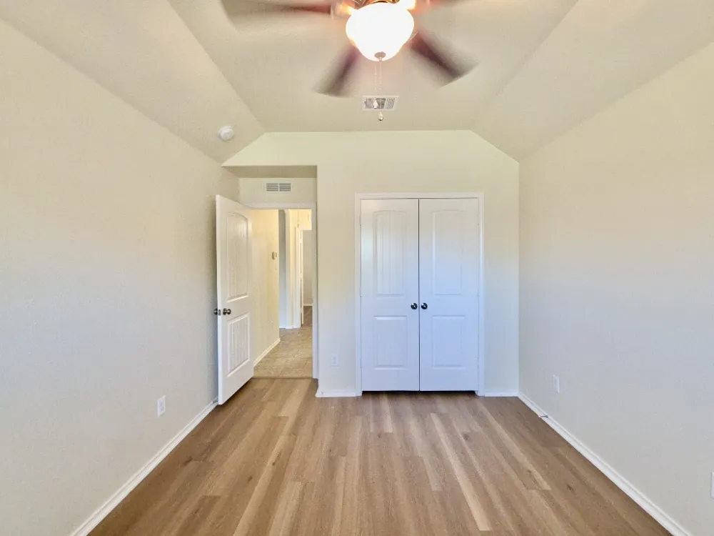 124 Jasper Trail Buda, TX 78610