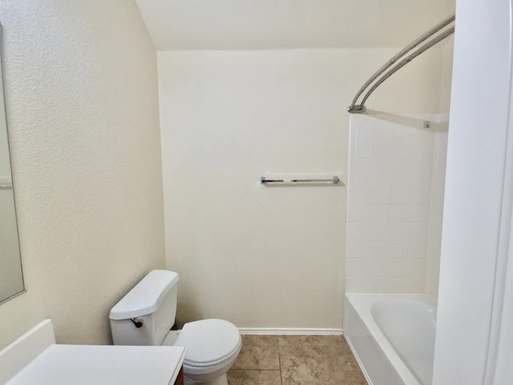 124 Jasper Trail Buda, TX 78610