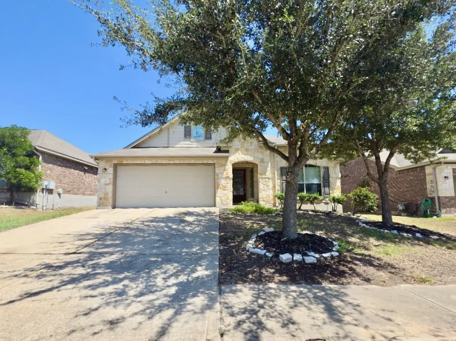 124 Jasper Trail Buda, TX 78610