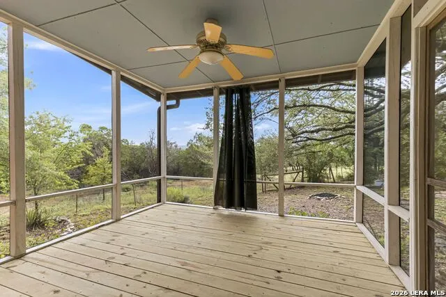 211 Krebs Canyon Lake, TX 78133