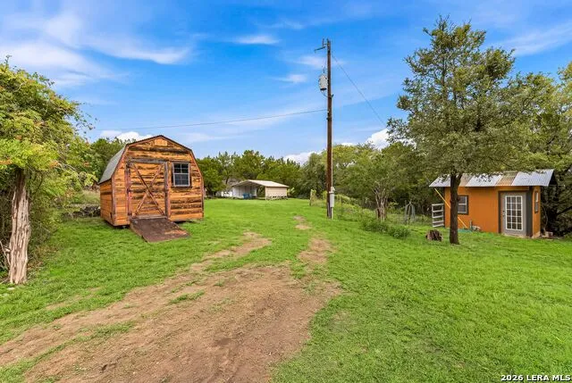 211 Krebs Canyon Lake, TX 78133