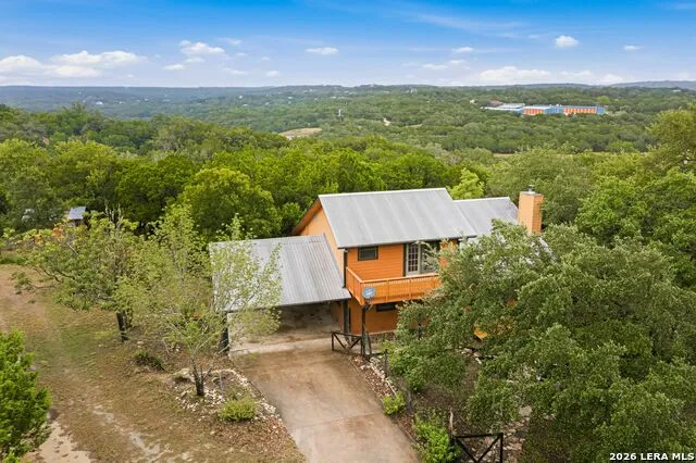 211 Krebs Canyon Lake, TX 78133