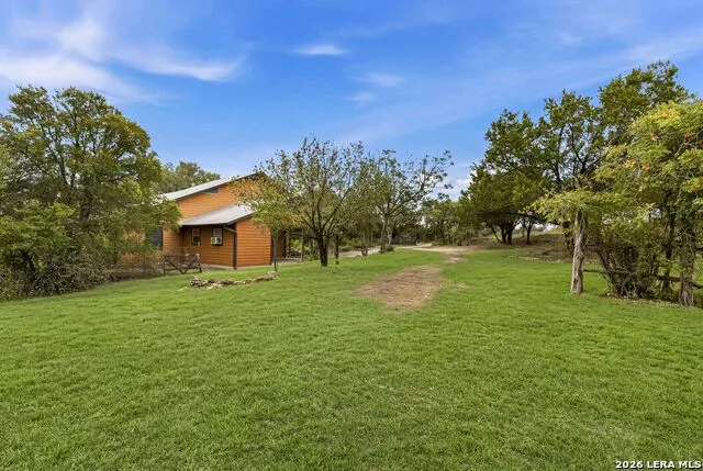 211 Krebs Canyon Lake, TX 78133