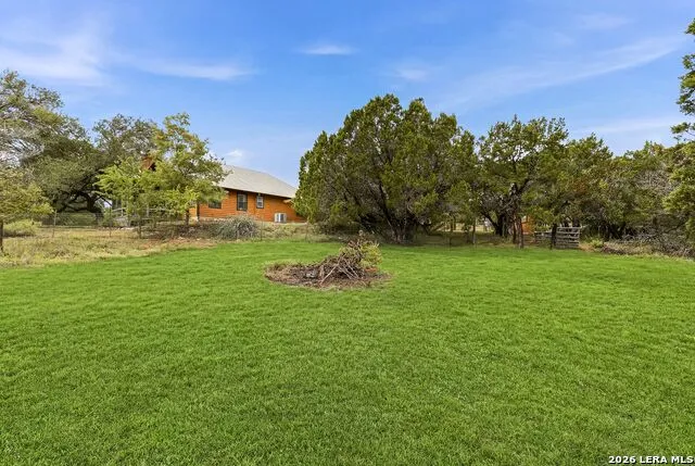 211 Krebs Canyon Lake, TX 78133