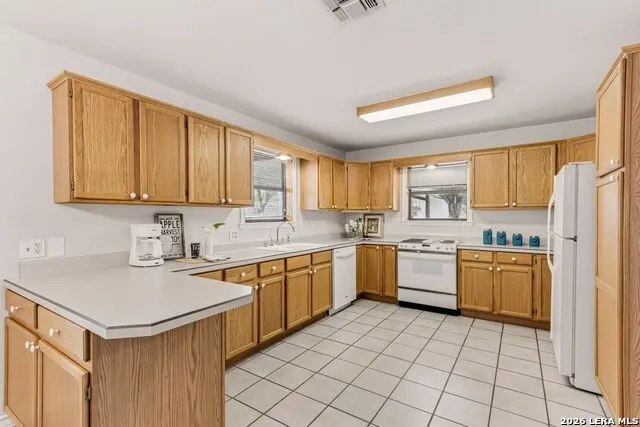 211 Krebs Canyon Lake, TX 78133