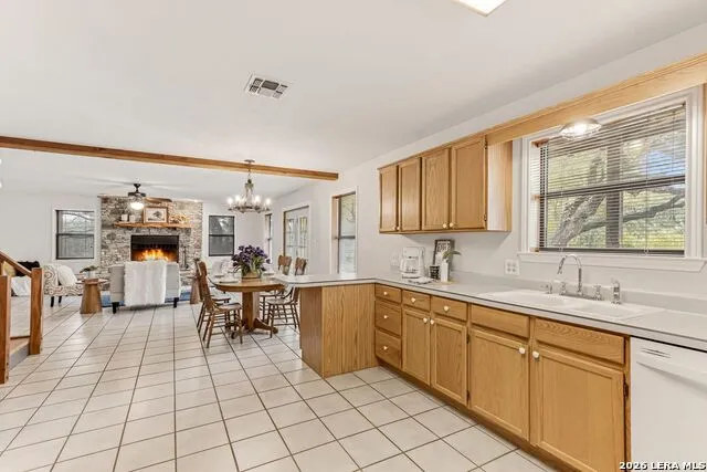211 Krebs Canyon Lake, TX 78133