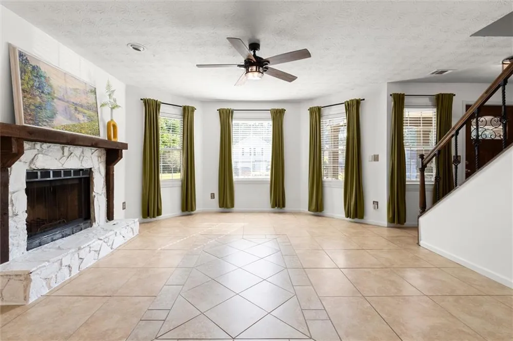 2431 Stonebridge Lane Duluth, GA 30096