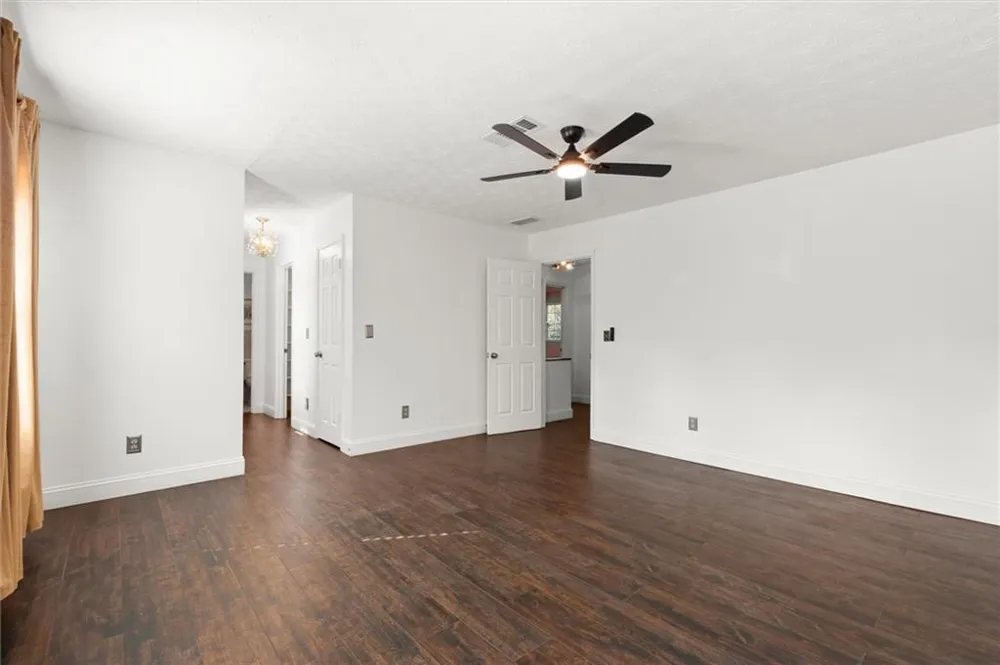 2431 Stonebridge Lane Duluth, GA 30096