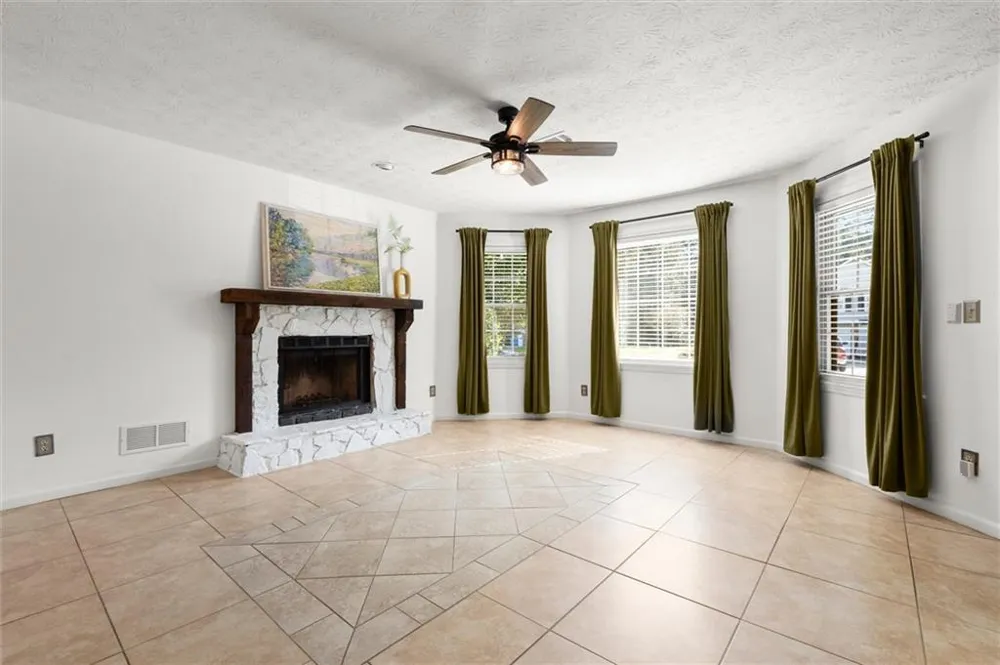 2431 Stonebridge Lane Duluth, GA 30096