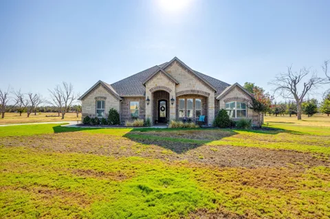 1136 Tremont Lane