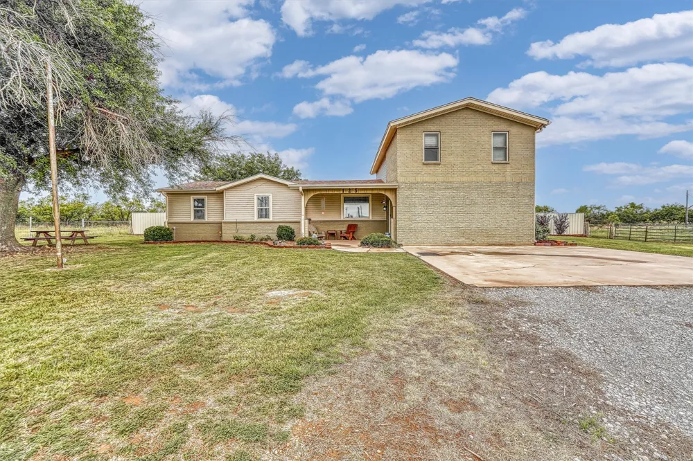 125 Harrison Street Vernon, TX 76384