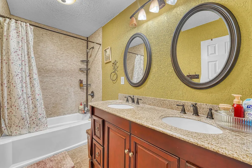 125 Harrison Street Vernon, TX 76384