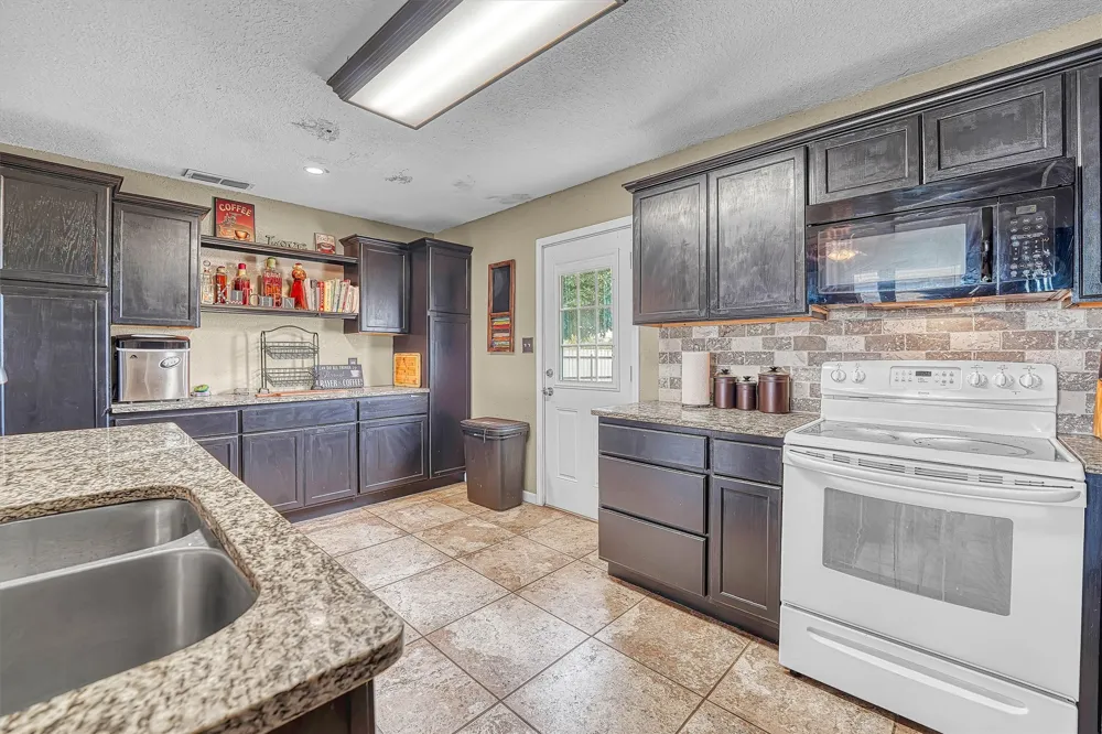 125 Harrison Street Vernon, TX 76384