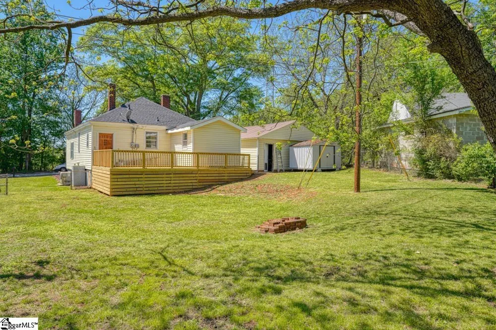 9 Forest Mill Street Spartanburg, SC 29301