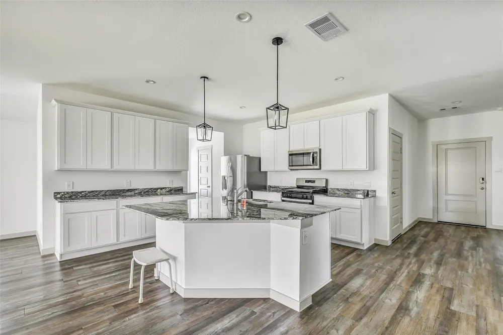 1004 Great Barracuda Lane Alvin, TX 77511