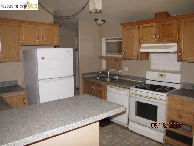 4069 BUCKEYE RD. Mariposa, CA 95338