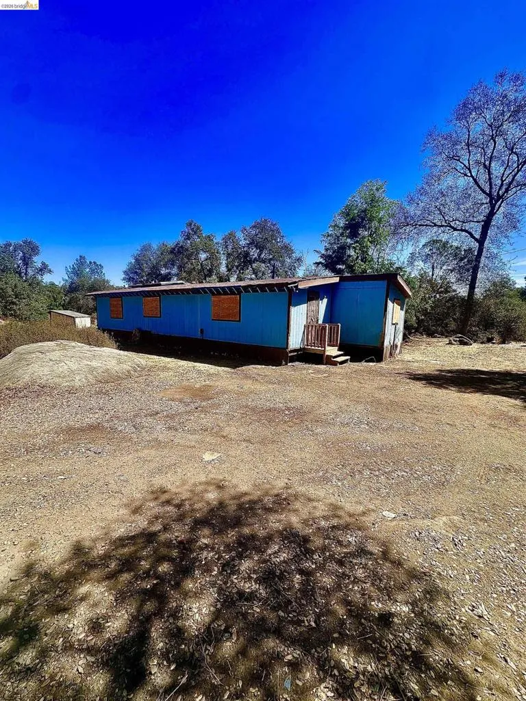 4069 BUCKEYE RD. Mariposa, CA 95338