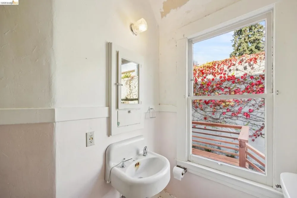 1711 Milvia #A Berkeley, CA 94709