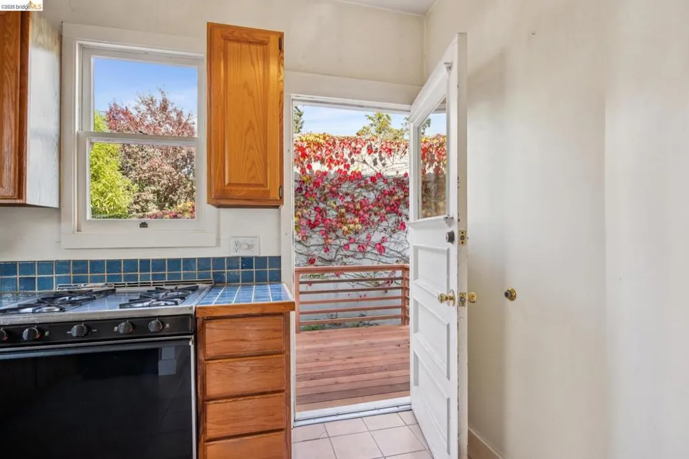 1711 Milvia #A Berkeley, CA 94709