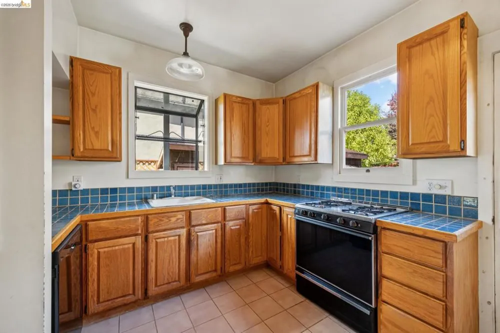 1711 Milvia #A Berkeley, CA 94709