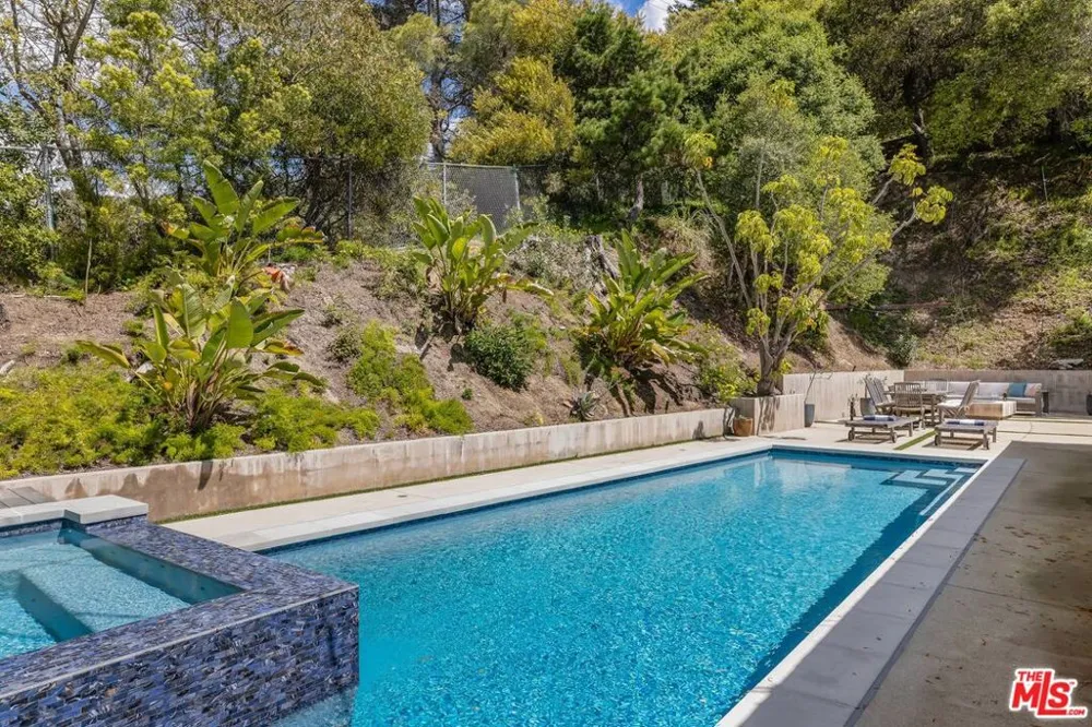 874 Norman Place Los Angeles, CA 90049