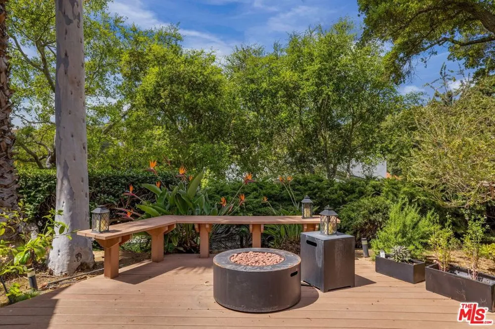 874 Norman Place Los Angeles, CA 90049