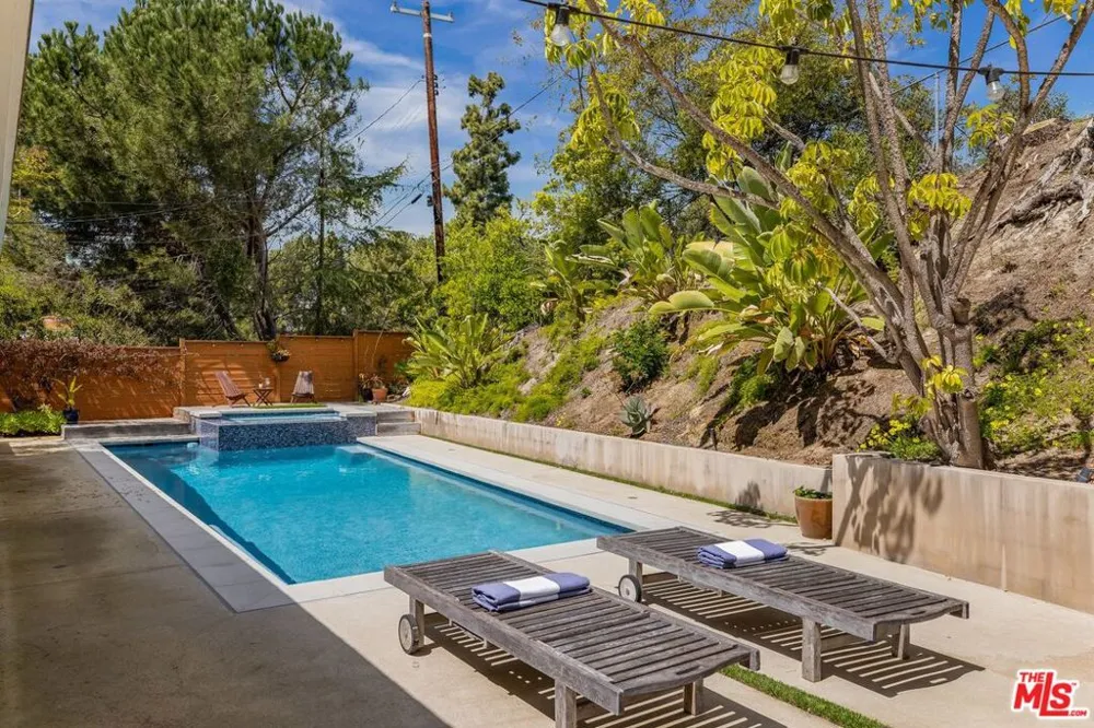 874 Norman Place Los Angeles, CA 90049