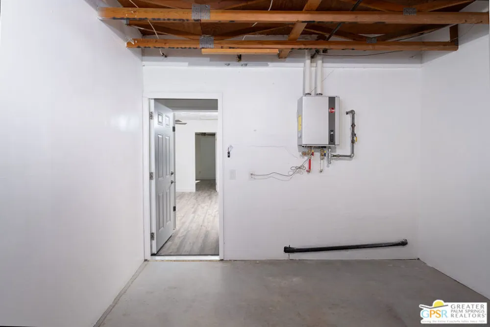 1589 Sunflower Court Palm Springs, CA 92262