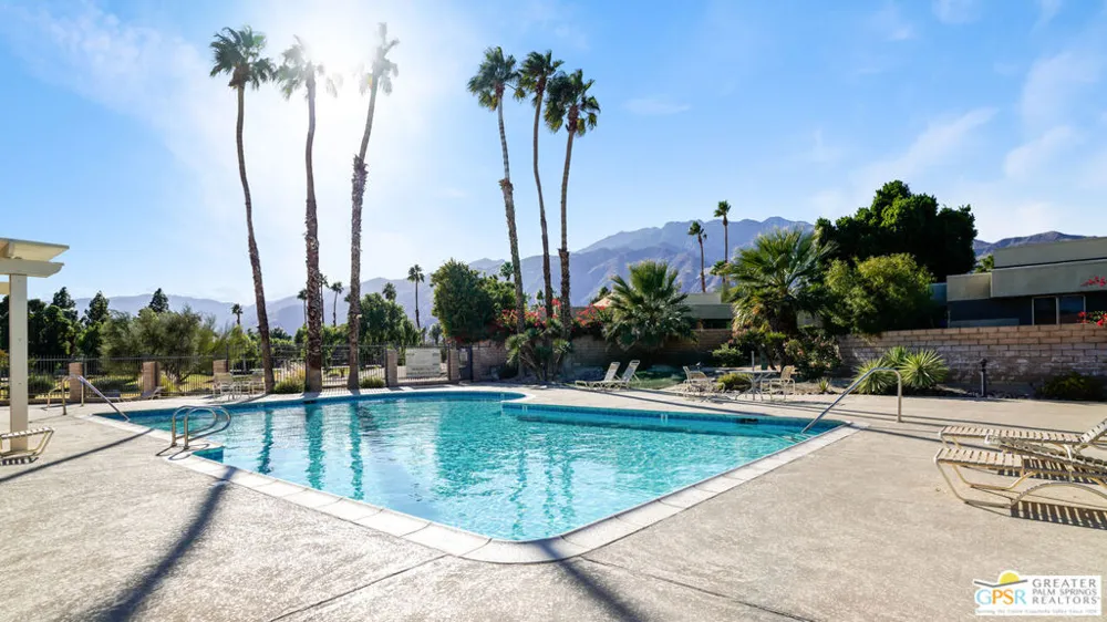 1589 Sunflower Court Palm Springs, CA 92262