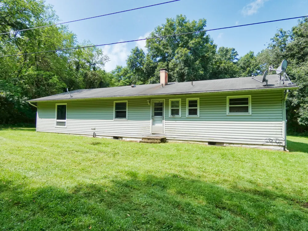 69669 Gumwood Road Niles, MI 49120