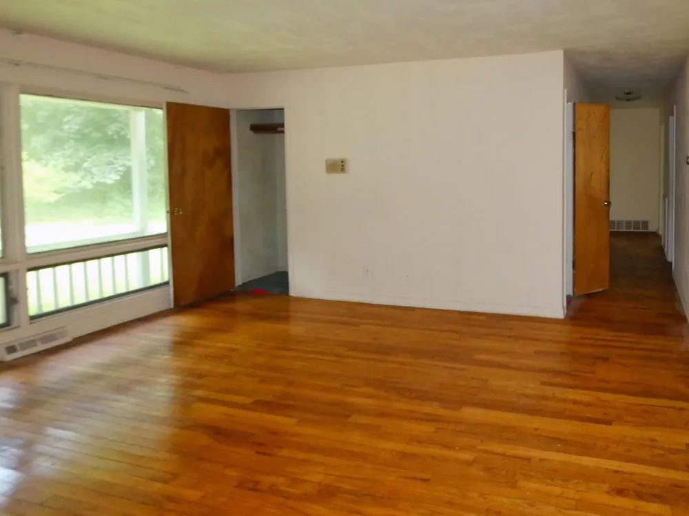 69669 Gumwood Road Niles, MI 49120