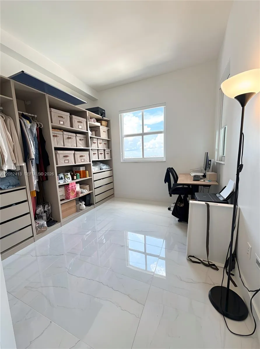 1250 S Miami Ave #2405 Miami, FL 33130