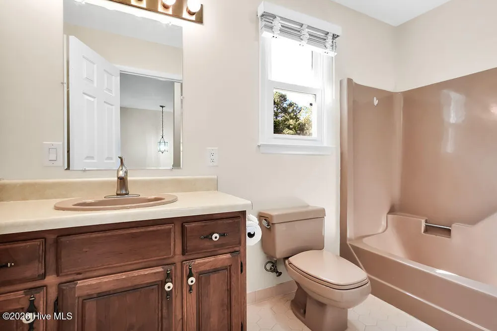6195 Bethel Road SE Southport, NC 28461