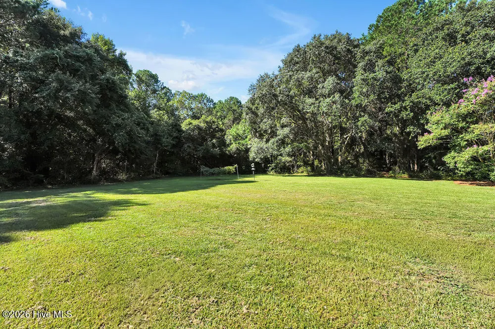 6195 Bethel Road SE Southport, NC 28461