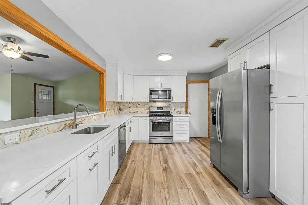 605 Salma Mays Landing, NJ 08330