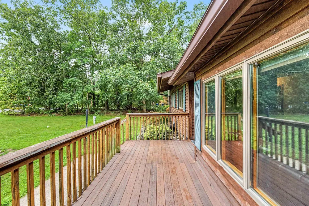 605 Salma Mays Landing, NJ 08330