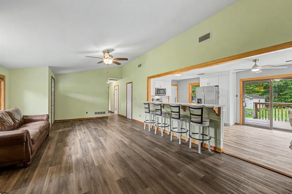 605 Salma Mays Landing, NJ 08330