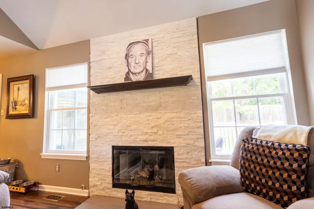 132 Rochelle Egg Harbor Township, NJ 08234