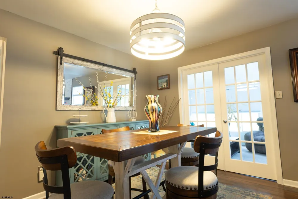 132 Rochelle Egg Harbor Township, NJ 08234