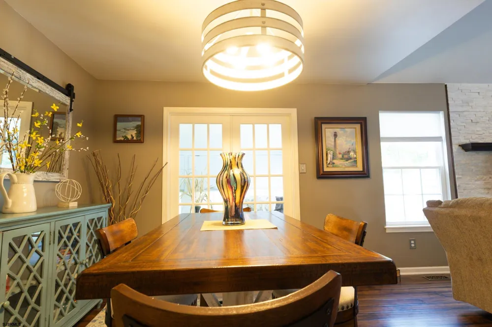 132 Rochelle Egg Harbor Township, NJ 08234