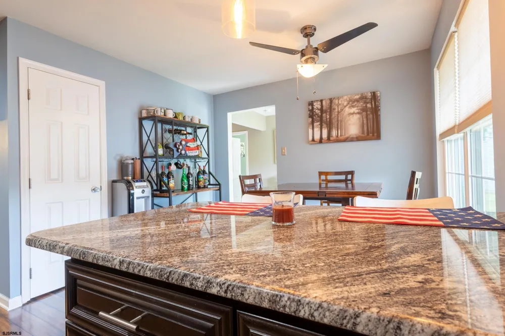 132 Rochelle Egg Harbor Township, NJ 08234