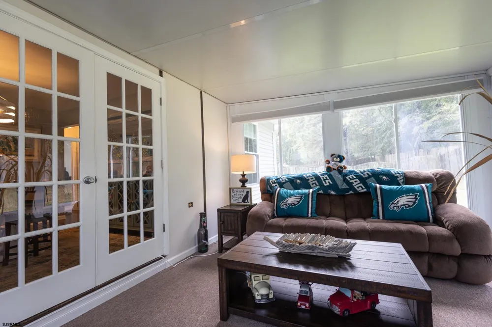 132 Rochelle Egg Harbor Township, NJ 08234