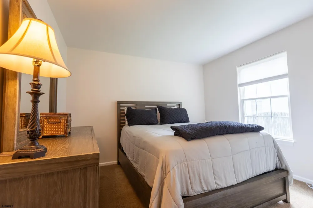 132 Rochelle Egg Harbor Township, NJ 08234