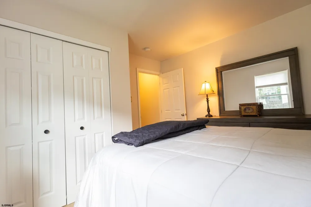 132 Rochelle Egg Harbor Township, NJ 08234