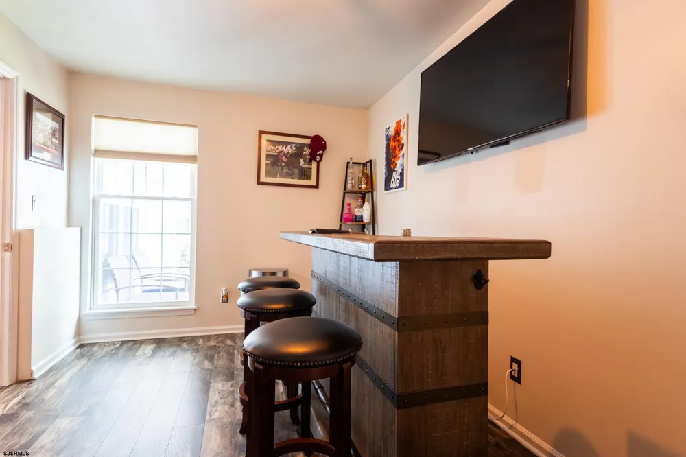 132 Rochelle Egg Harbor Township, NJ 08234