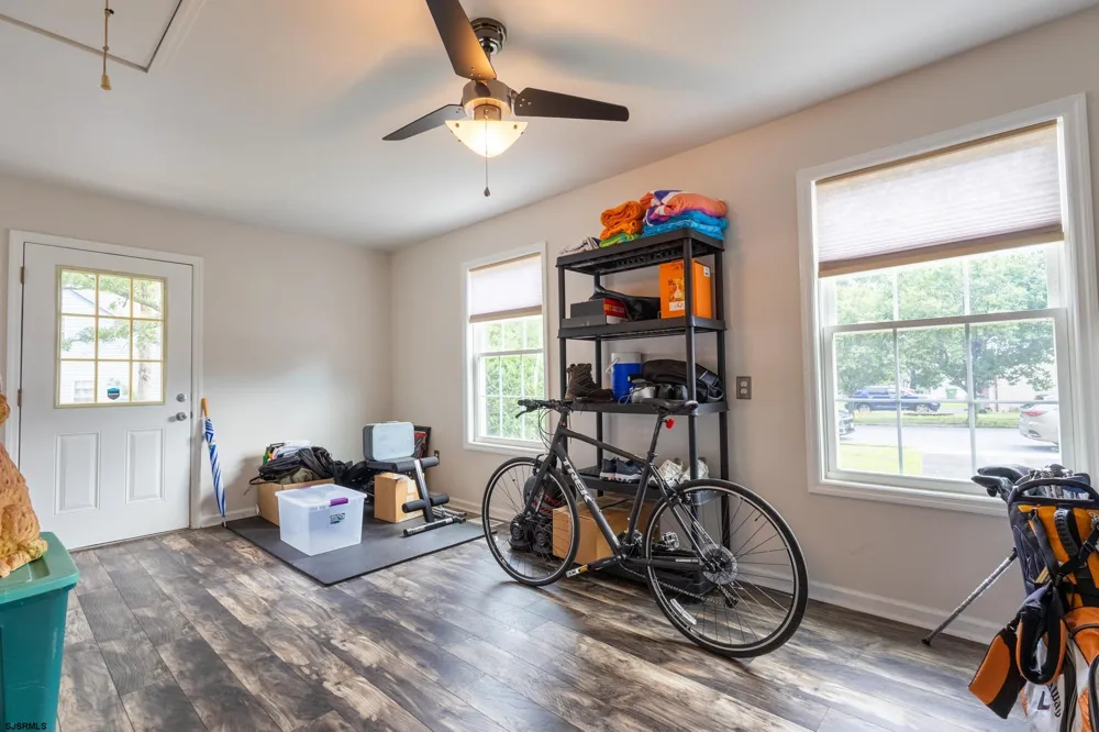 132 Rochelle Egg Harbor Township, NJ 08234